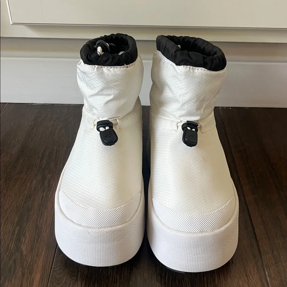 NWT Baffin Tornio Waterproof Boots